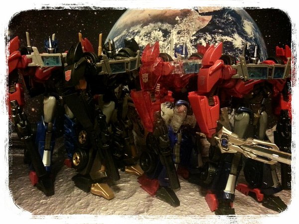 Takara Toy Transformers Prime Dark Guard Optimus Prime Exclusive In Hand Image  (3 of 17)